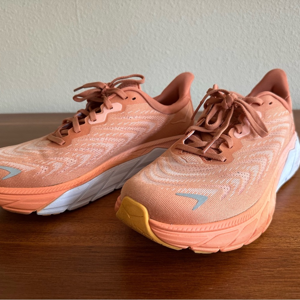 COPY - Hoka Arahi 6